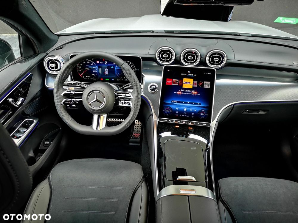 Mercedes-Benz GLC 300 e PHEV 4-Matic AMG Line - 14