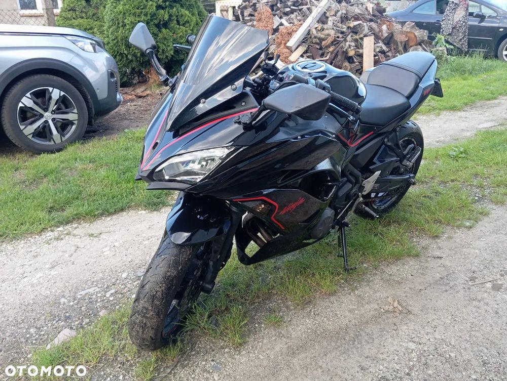 Kawasaki Ninja - 8