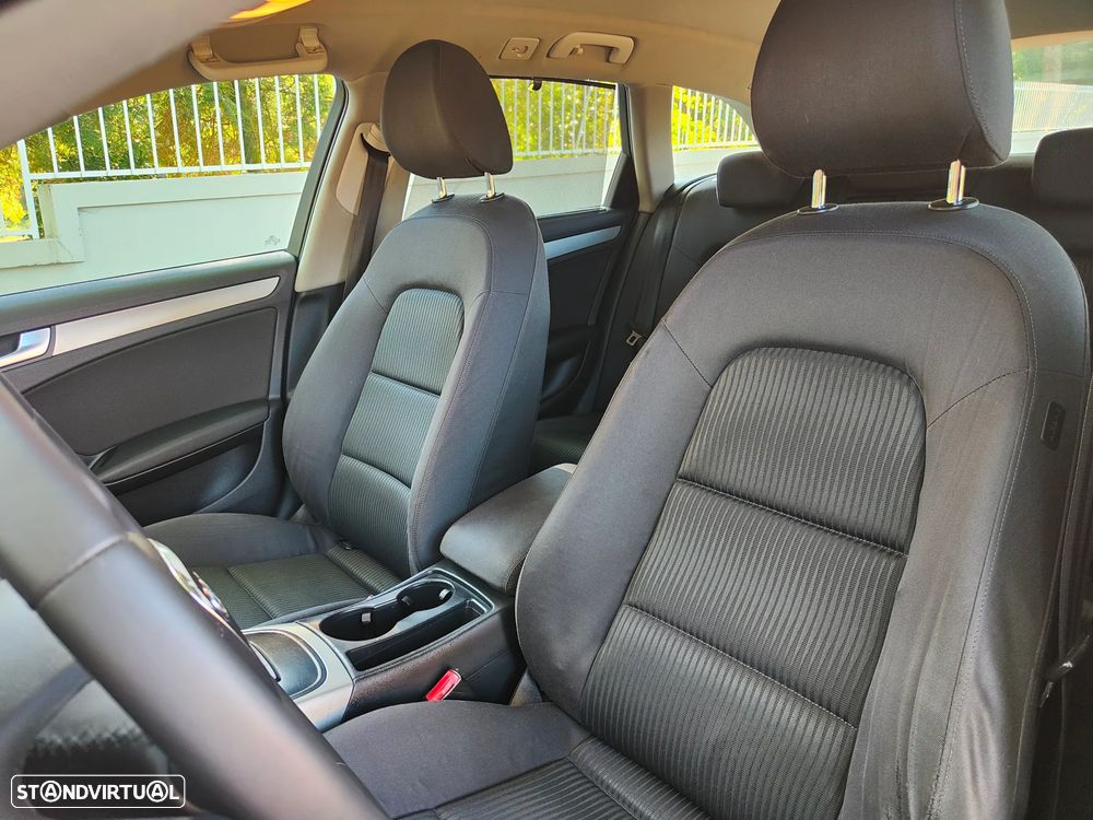 Audi A4 Avant 2.0 TDI - 26