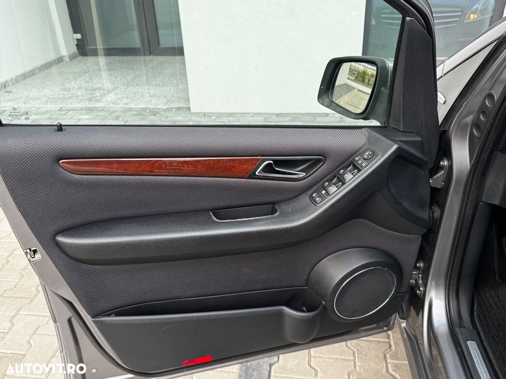 MERCEDES-BENZ A-Class 2009 — imagine 11