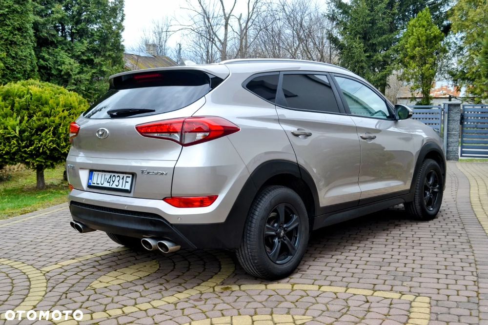 Hyundai Tucson blue 1.7 CRDi 2WD Advantage - 17
