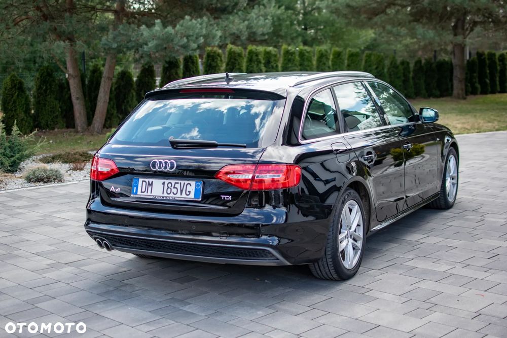 Audi A4 Avant 2.0 TDI DPF S line Sportpaket - 4