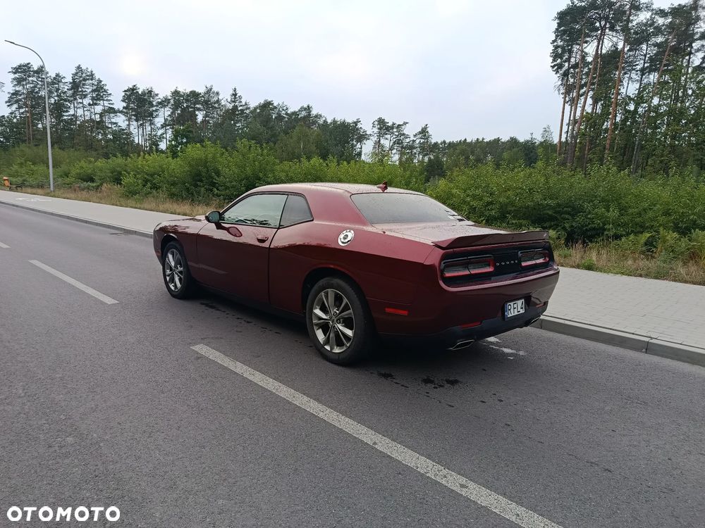 Dodge Challenger 3.6 SXT - 3