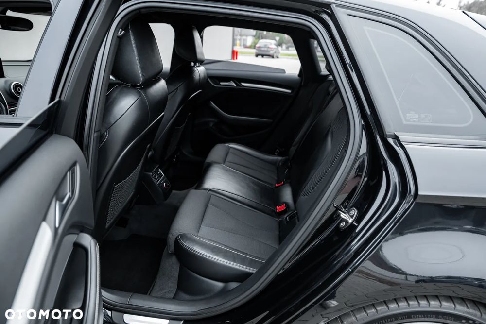 Audi A3 Sportback 1.4 TFSI cylinder on demand S line Sportpaket - 19