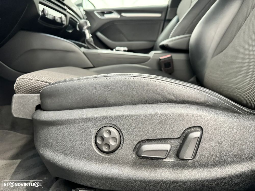 Audi A3 Sportback 30 TDI S-line S tronic - 15
