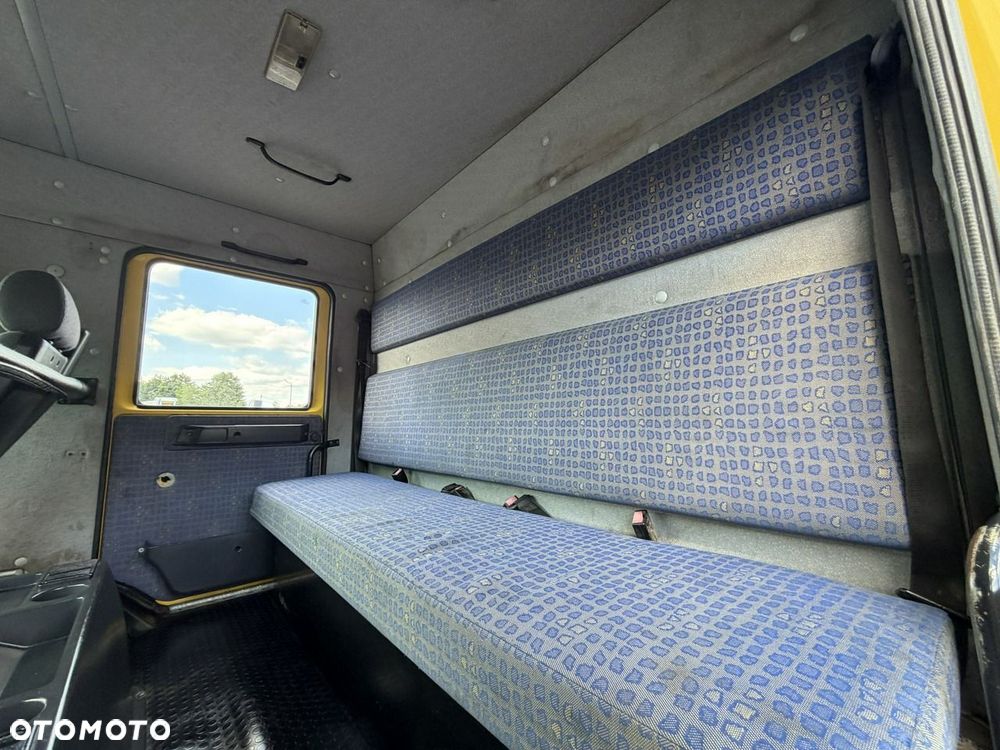 MAN LE 180C 4x4 DOKA 4.6/180KM Skrzyniowy + HDS Hiab 052-2 - 28