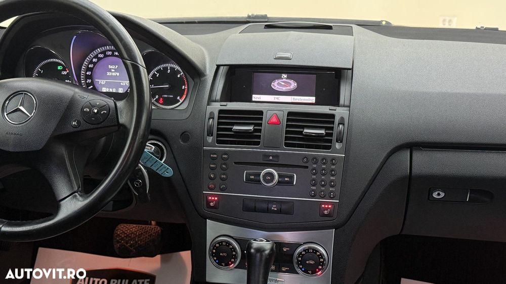 Mercedes-Benz C - 15