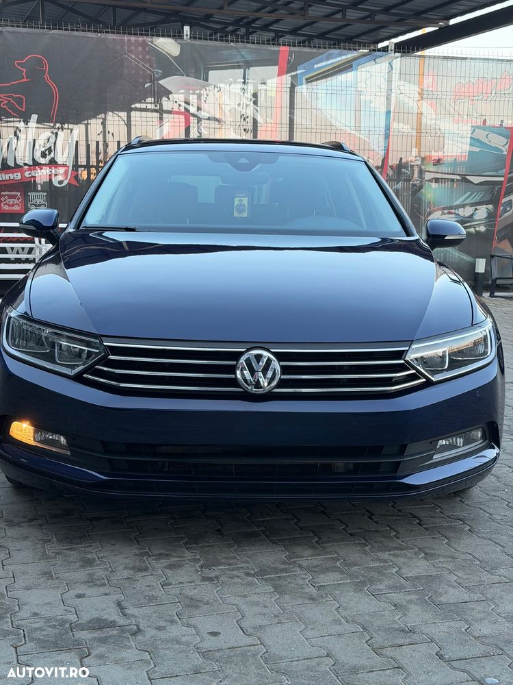 Volkswagen Passat 2.0 TDI SCR DSG Trendline - 1