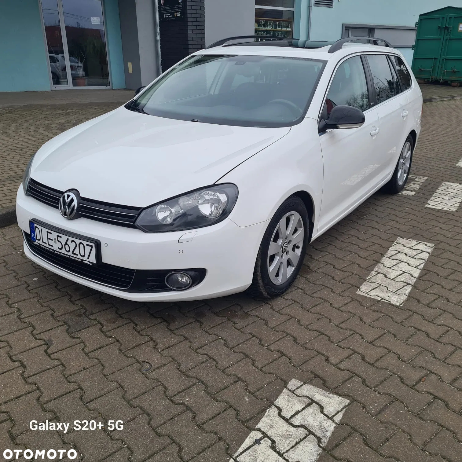 Volkswagen Golf 1.6 TDI DPF BlueMotion Technology MATCH - 6