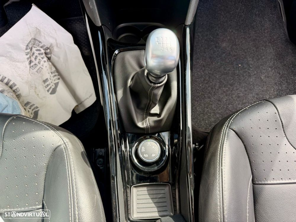Peugeot 2008 1.2 PureTech Allure Pack - 15
