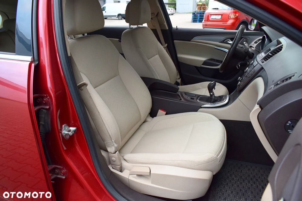 Opel Insignia 1.8 Cosmo - 24