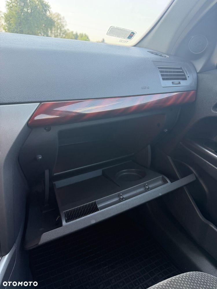 Opel Astra - 30