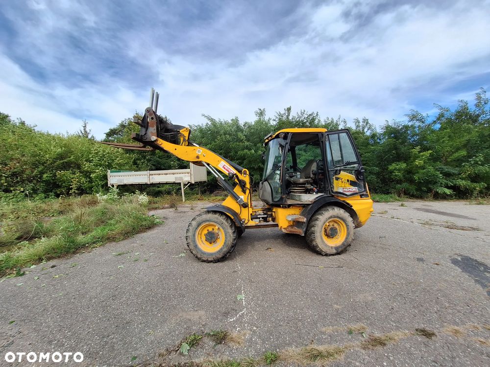 JCB 409 - 1