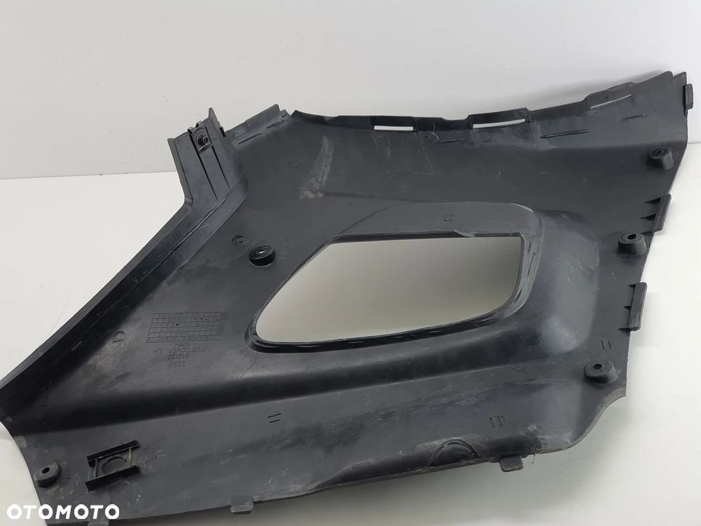BOCZEK LEWY OSLONA TGB BLADE 250 - 9
