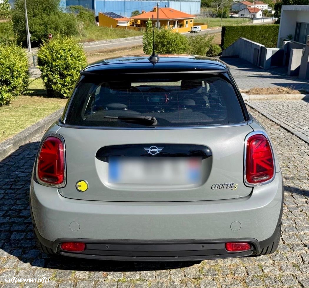 MINI 3 Portas Cooper E Classic S - 15