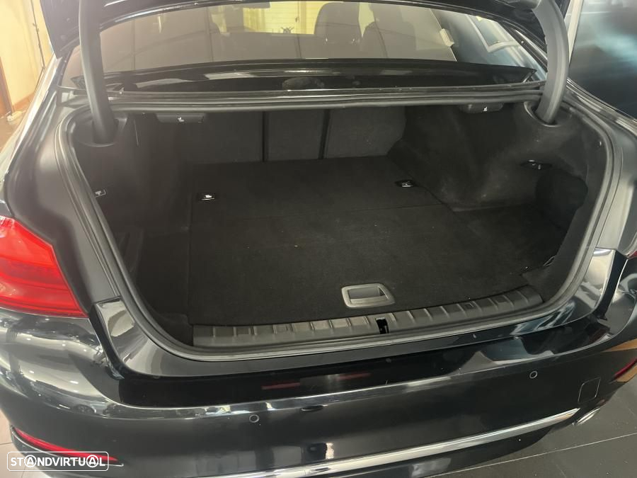 BMW 530 e iPerformance Pack M - 9