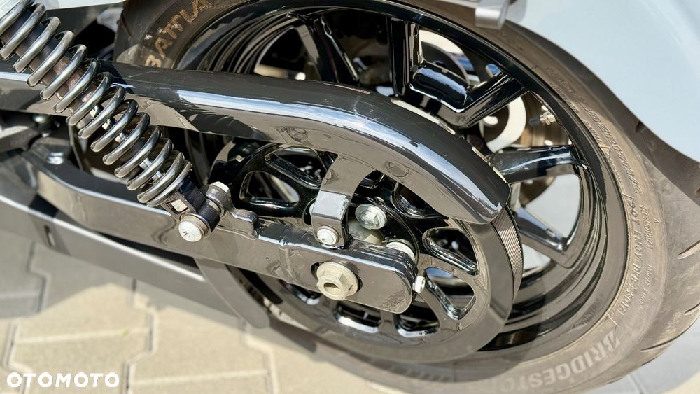 Harley-Davidson Dyna Low Rider - 11