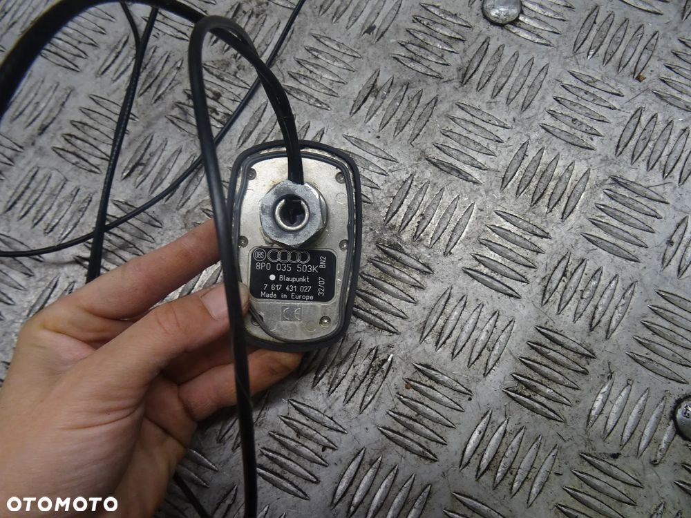 AUDI A3 8P 03-07 2.0 TDI ANTENA DACHOWA 8P0035503K - 3