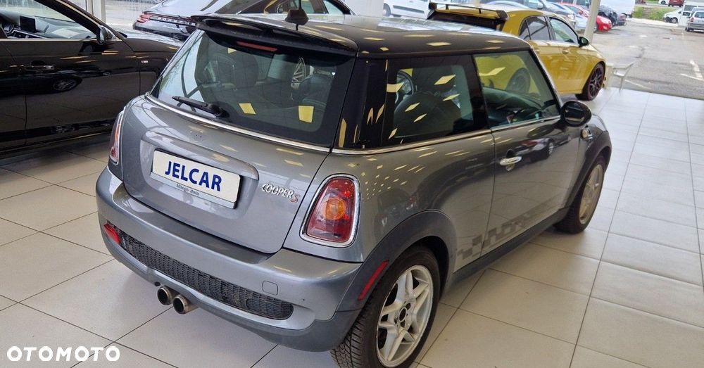 MINI Cooper S Standard - 9