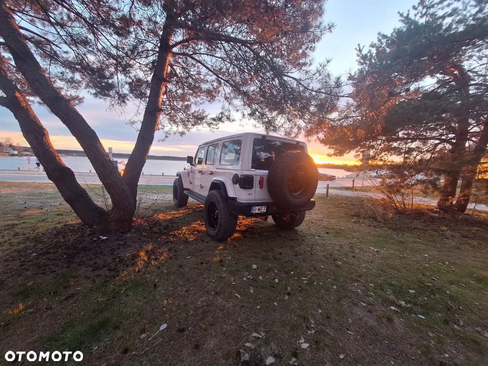 Jeep Wrangler Unlimited 3.6 Automatik Sahara - 3