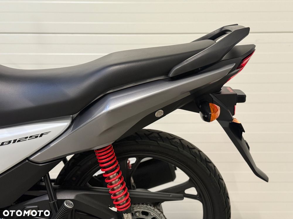 Honda CB - 31