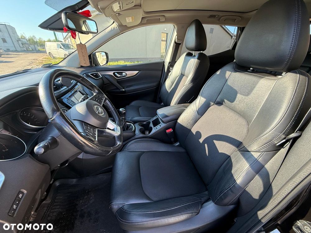 Nissan Qashqai 1.5 dCi Tekna+ - 10