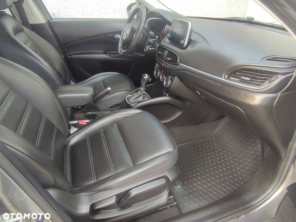 Fiat Tipo Kombi 1.6 MultiJet DCT Lounge - 30