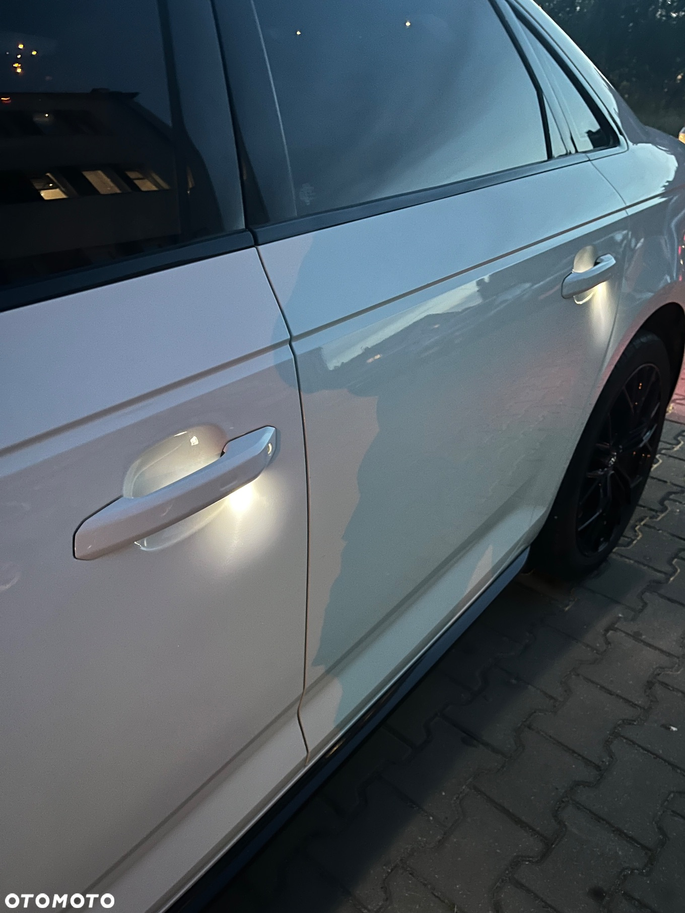 Audi A4 2.0 TFSI Quattro S tronic - 33