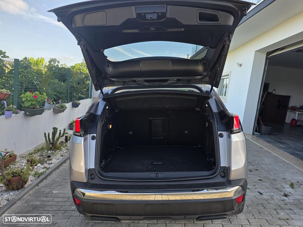 Peugeot 3008 1.5 BlueHDi Allure Baixo Consumo - 17