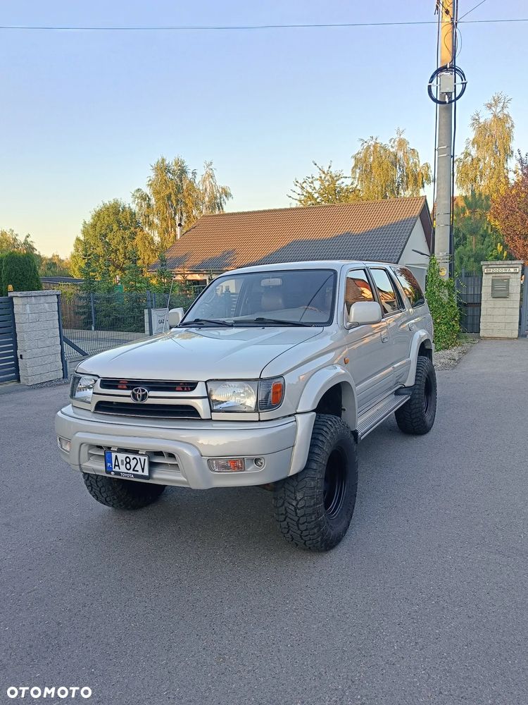 Toyota 4-Runner - 1