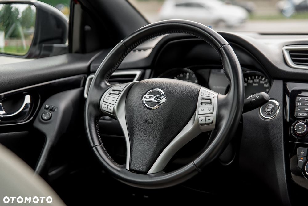 Nissan Qashqai 1.6 DCi ALL-MODE 4x4i TEKNA - 33