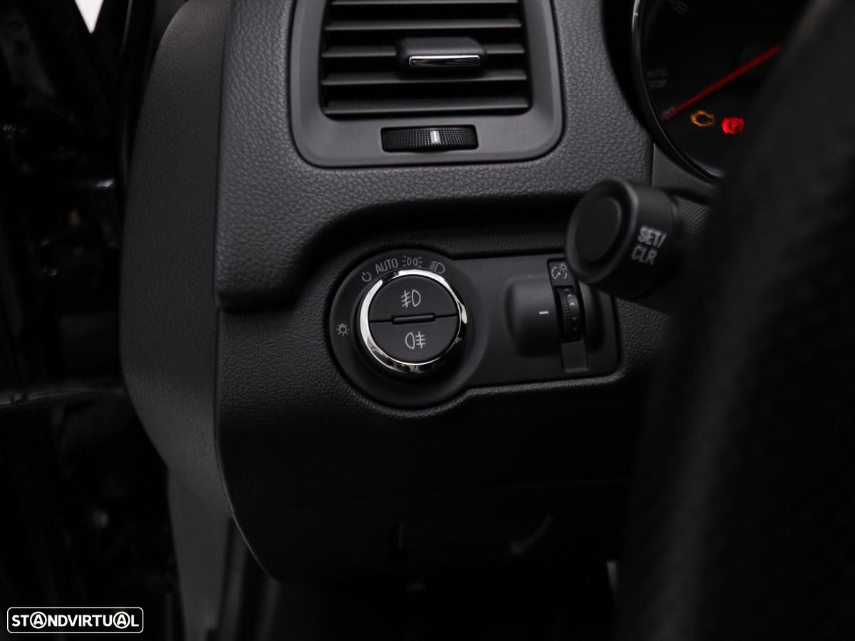 Opel Insignia Sports Tourer - 16