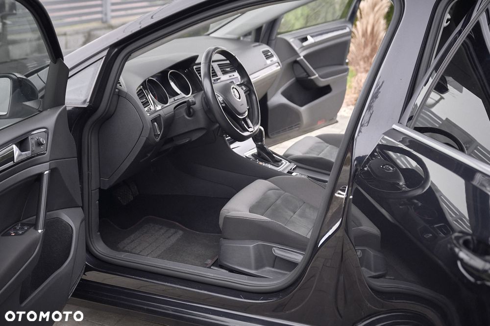 Volkswagen Golf 2.0 TDI Style DSG - 26