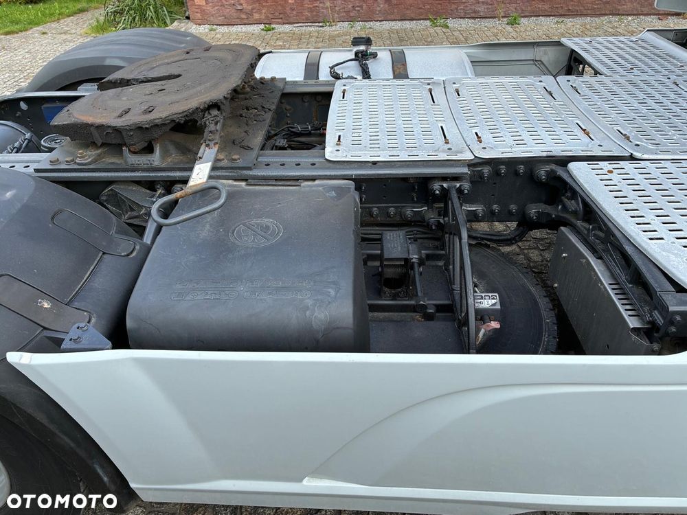 DAF CF 410 - 8
