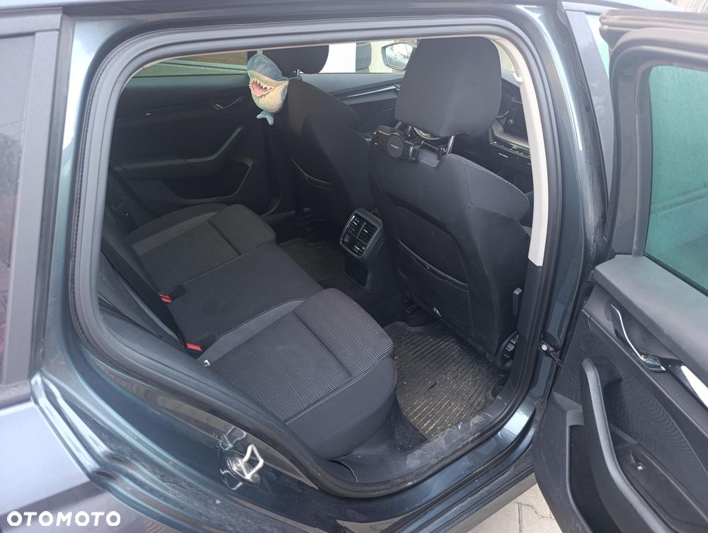 Skoda Octavia 2.0 TDI Ambition DSG - 21