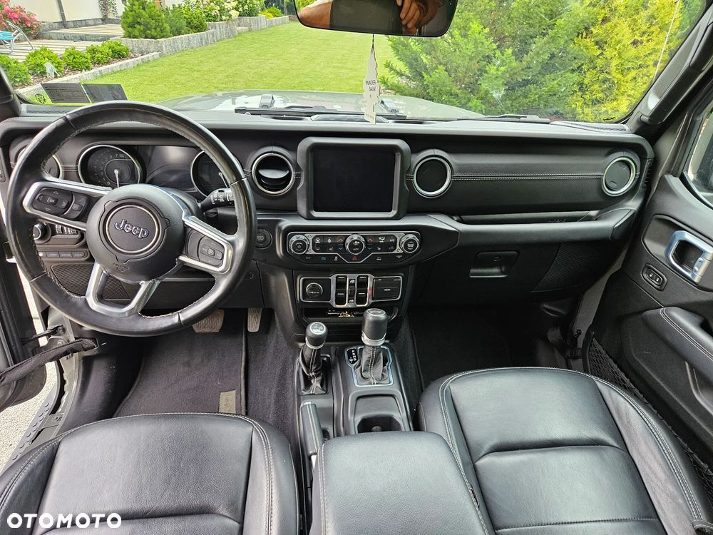 Jeep Wrangler Unlimited GME 2.0 Turbo Sahara - 13