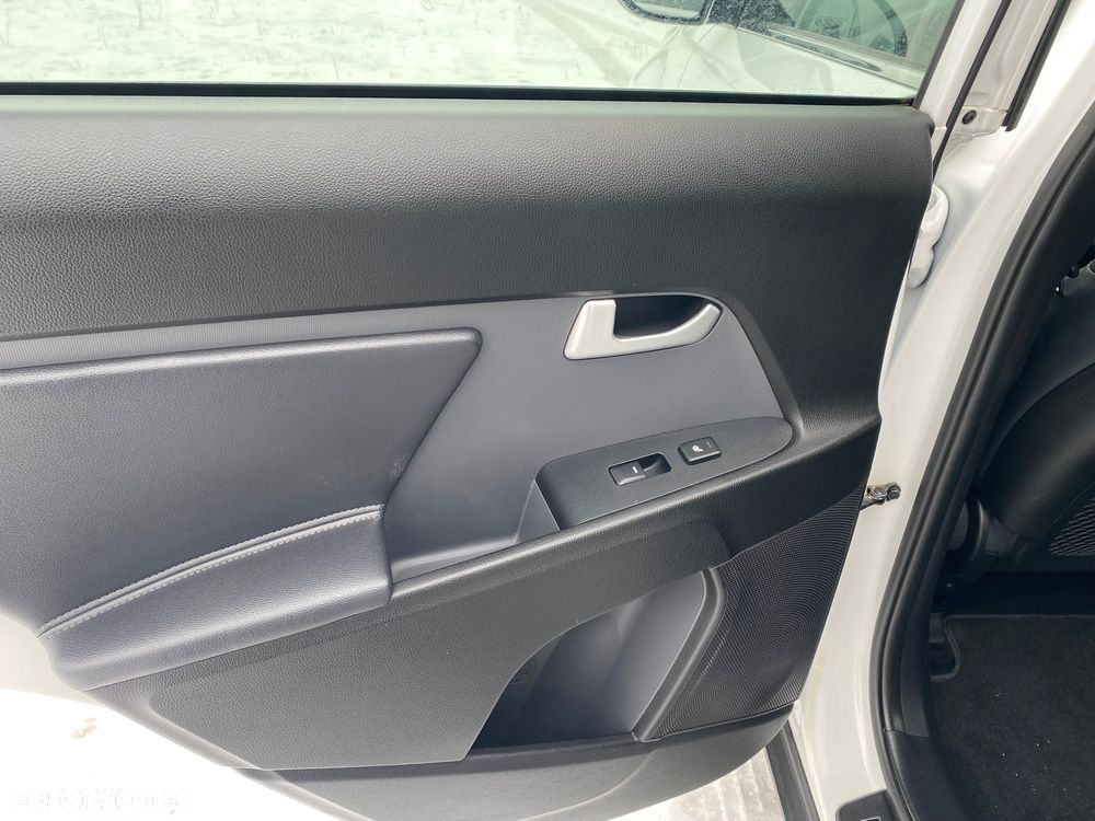 Kia Sportage 1.7 CRDI 2WD ISG Vision - 17