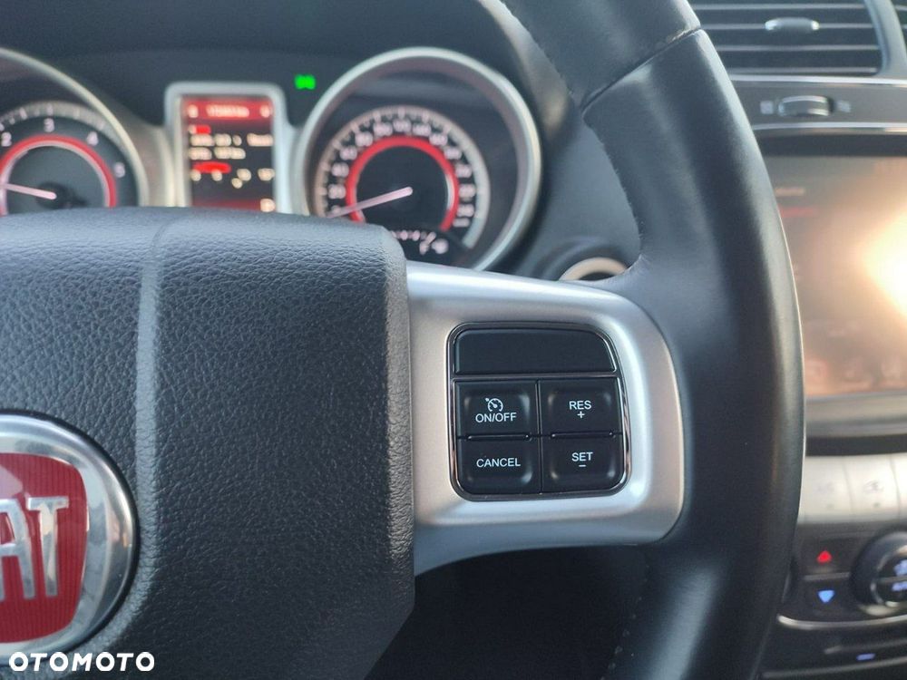 Fiat Freemont 2.0 Multijet Black Code AWD - 25