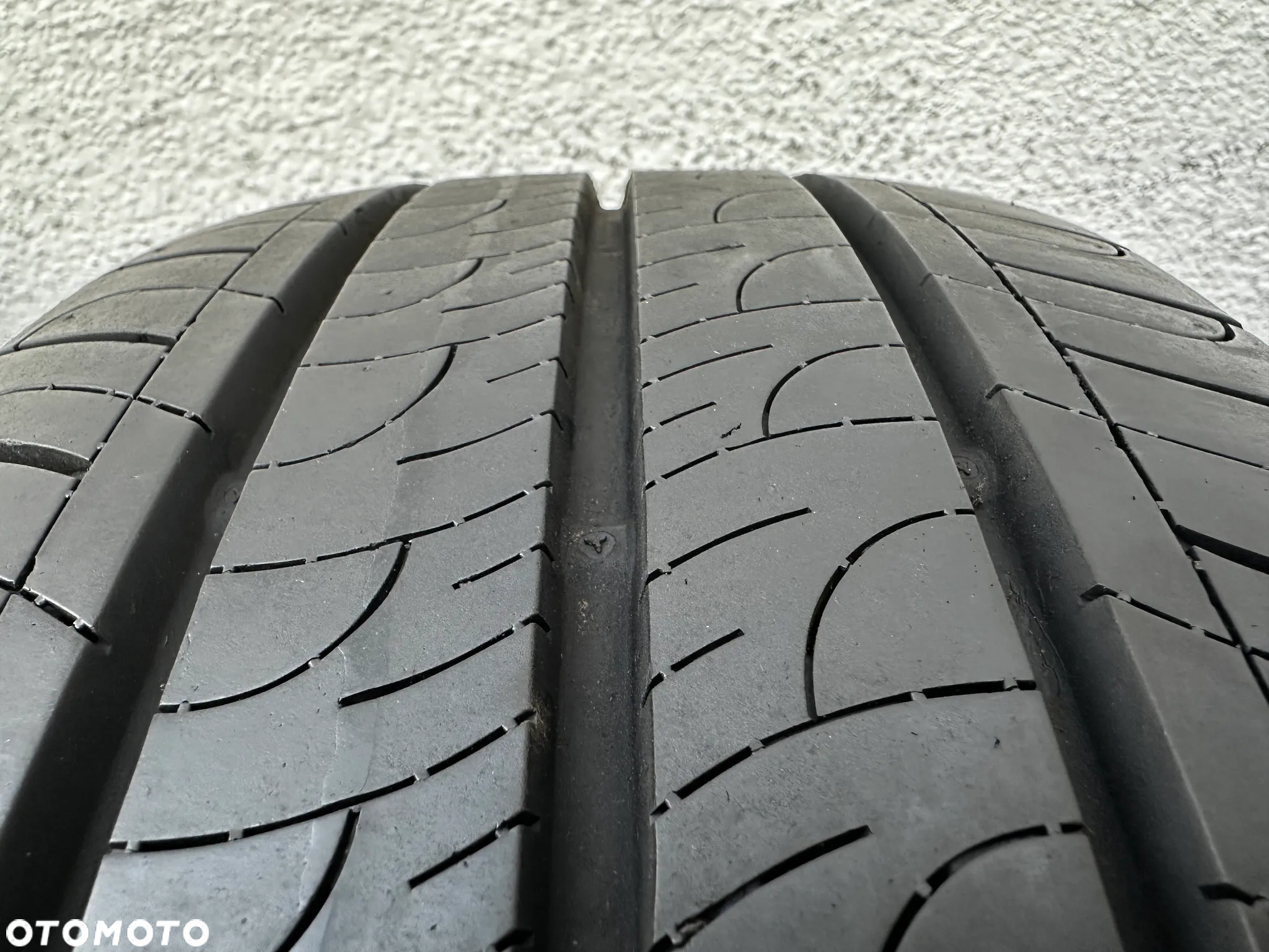 215 60 17C / VW Volkswagen T5 T6 T6.1 T7 Transporter Caravelle Multivan POLECAM 7T0 !!! - 7