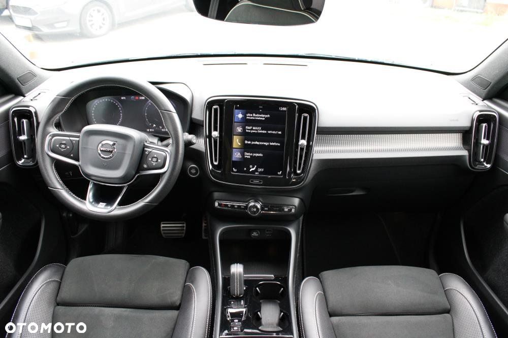 Volvo XC 40 - 33