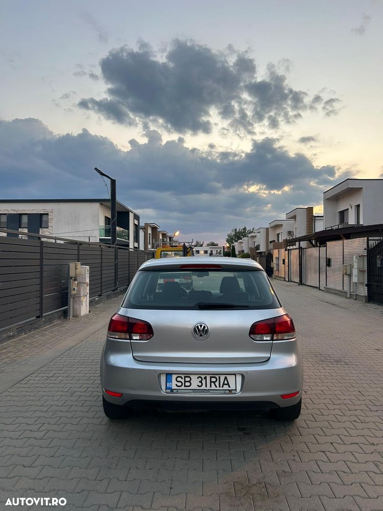 Volkswagen Golf 2.0 TDI Comfortline 4Motion - 5