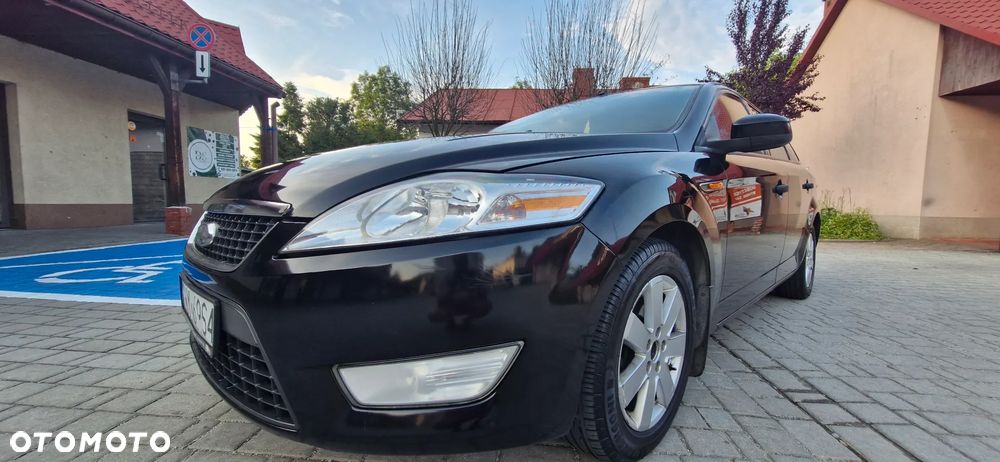 Ford Mondeo 2.0 TDCi Ambiente - 1