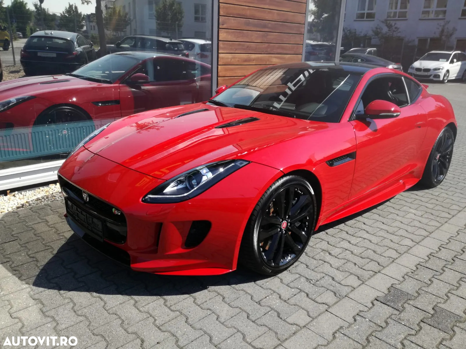 Jaguar F-Type S - 4