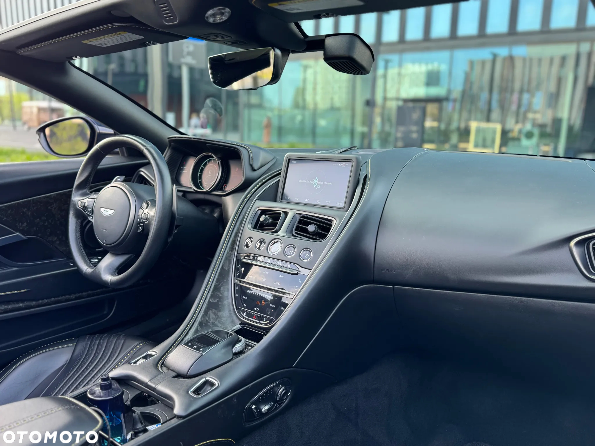 Aston Martin DB11 - 12