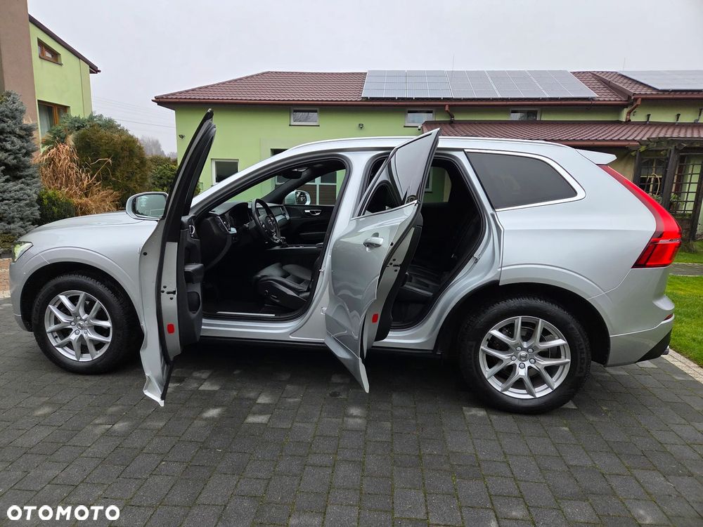 Volvo XC 60 D4 Momentum Pro - 17