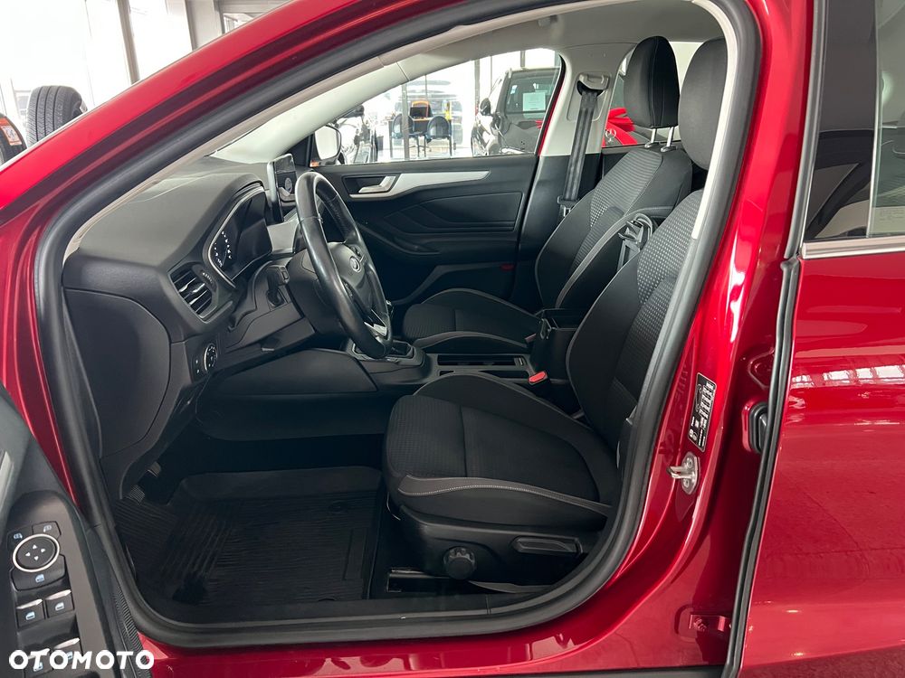Ford Focus 1.0 EcoBoost Connected - 19