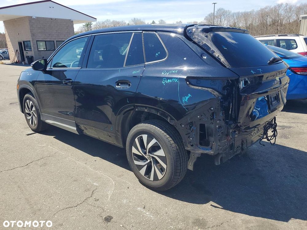 Volkswagen Tiguan - 3
