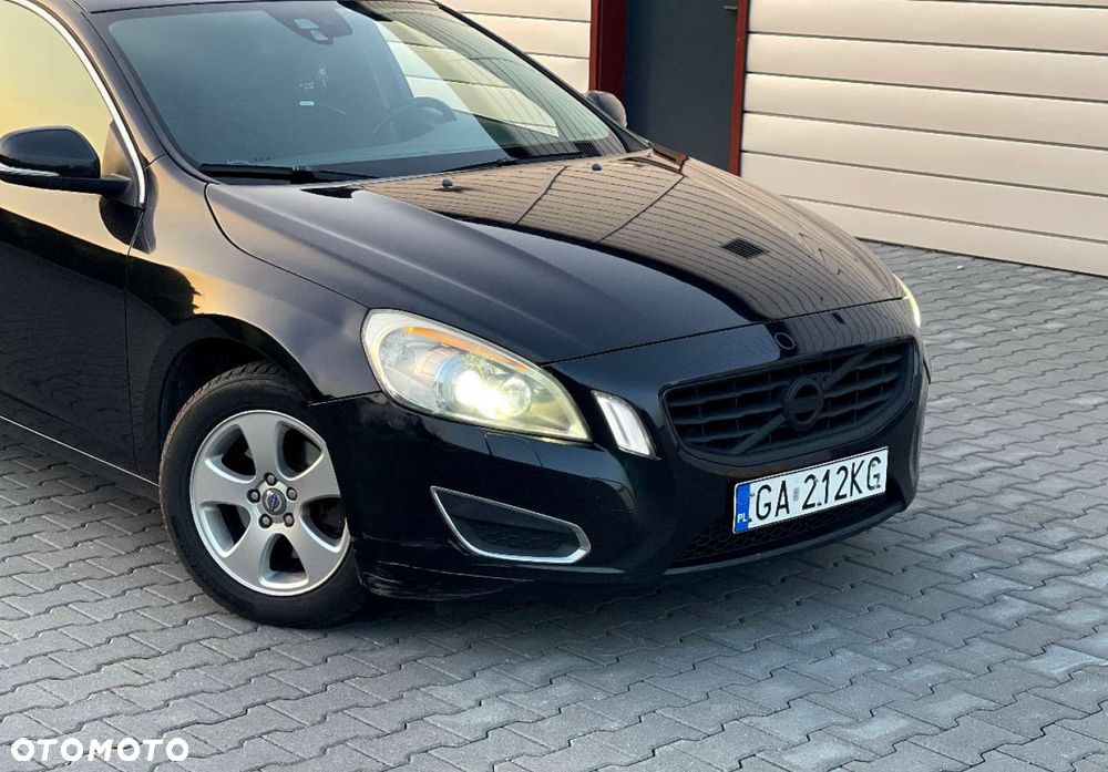 Volvo S60 - 3