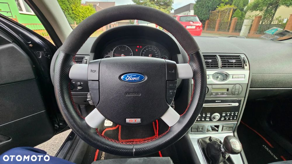 Ford Mondeo - 15