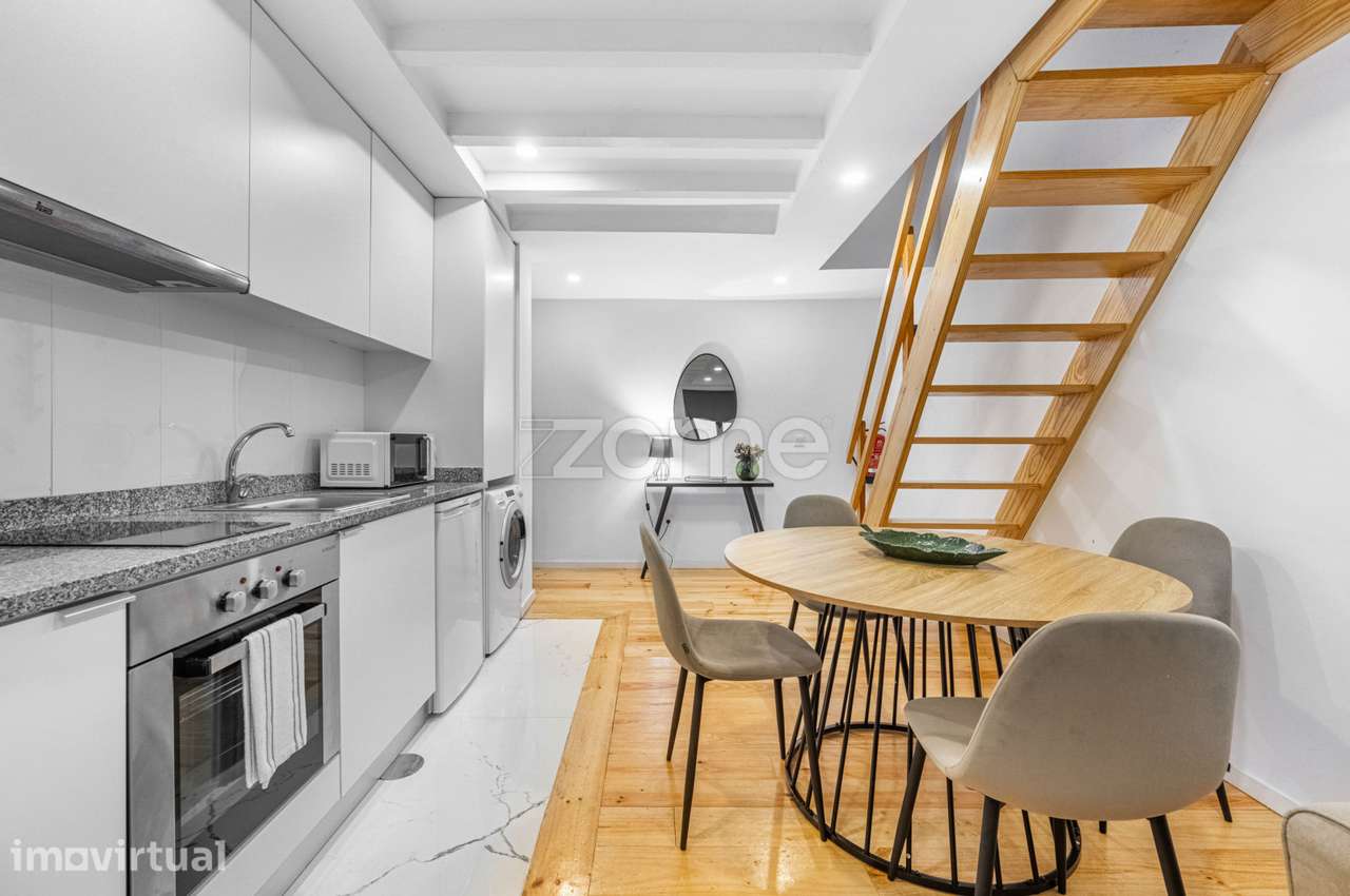 Apartamento T1 Duplex no Centro Histórico de Vila Nova de Gaia - Grande imagem: 3/25